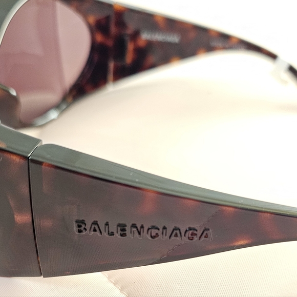 Balenciaga Oversized Sunglasses BB0154S main image 7